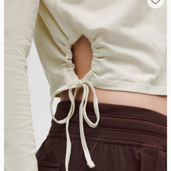 Lululemon Athletica Cream Cropped Long Sleeve Hoodie - Picture 2 of 3